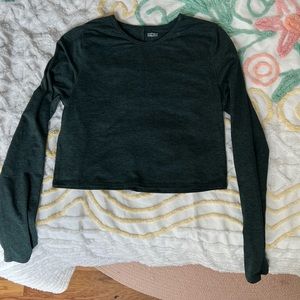 Girlfriend Collective Cropped Long Sleeve tee
